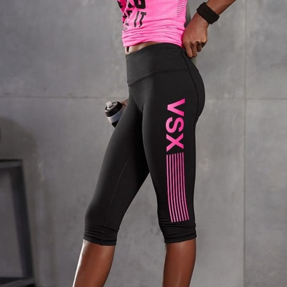 SALE NWOT Victoria's Secret × Sport Capri Leggings